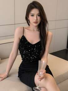 DAZY Áo hai dây đính sequin, áo tank top dự tiệc, áo lễ hội, áo năm mới, áo lễ hội dành cho nữ. - màu đen - Xem 6