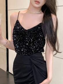 DAZY Áo hai dây đính sequin, áo tank top dự tiệc, áo lễ hội, áo năm mới, áo lễ hội dành cho nữ. - màu đen - Xem 8