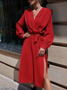 SHEIN Clasi Solid Split Thigh Belted Dress - Red - View 5