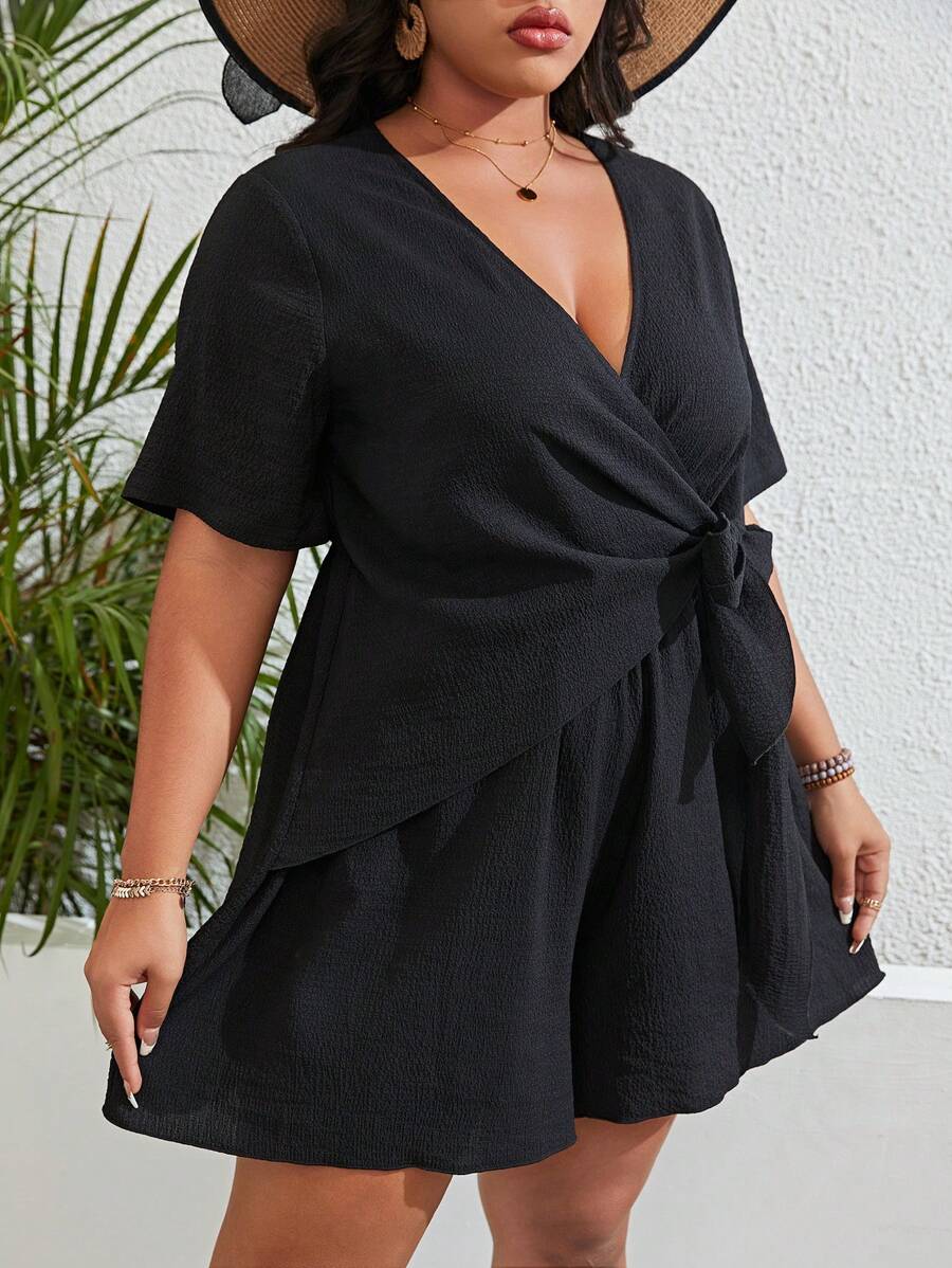 SHEIN LUNE 大碼圍裹側打結連身短褲 - 黑色 - 查看 1