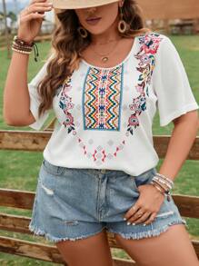 SHEIN Holidaya Plus Geo Print Batwing Sleeve Tee - White - View 1