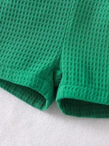 SHEIN Young Girl Solid Fold Pleated Detail Shorts