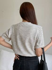 DAZY 字母刺繡T恤 - 灰色 - 查看 5