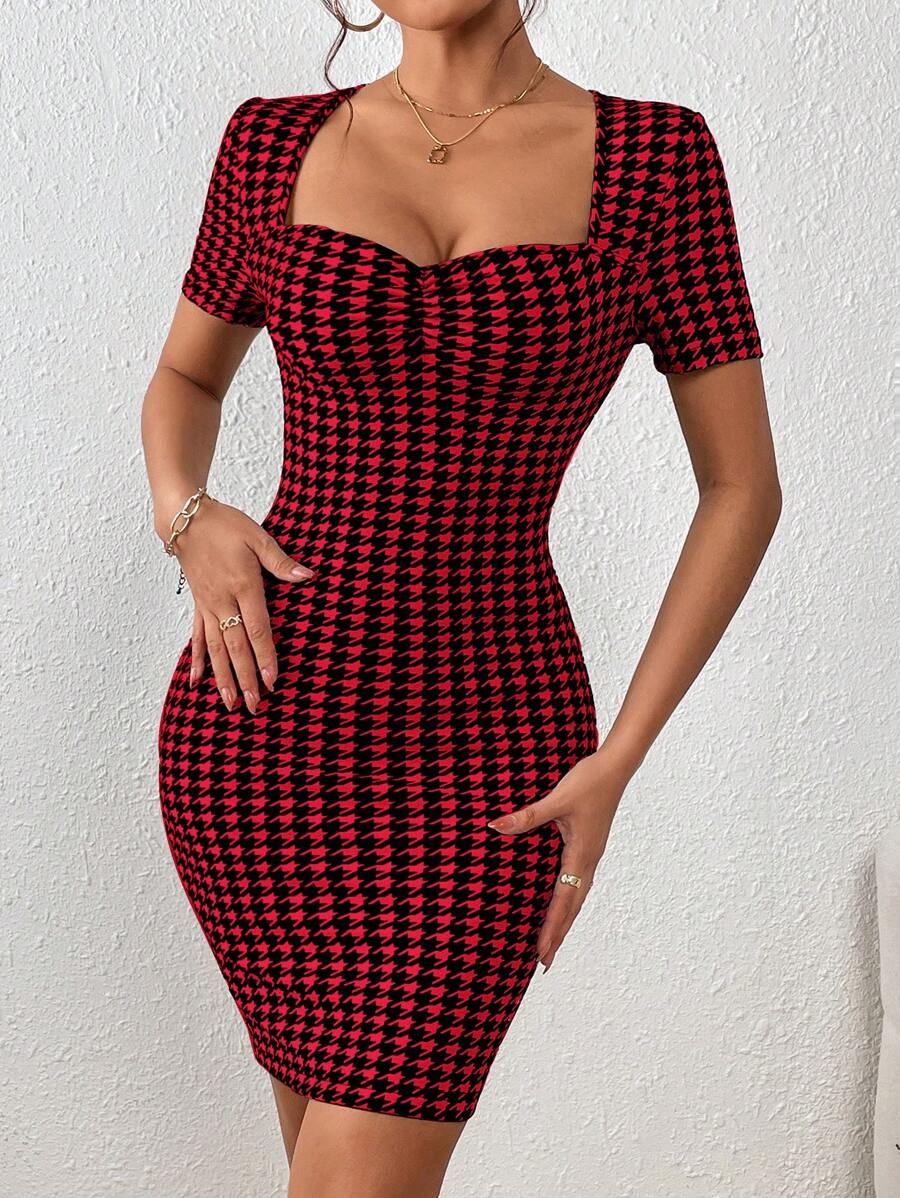 SHEIN Privé Houndstooth Print Sweetheart Neck Bodycon Dress - Red - View 1