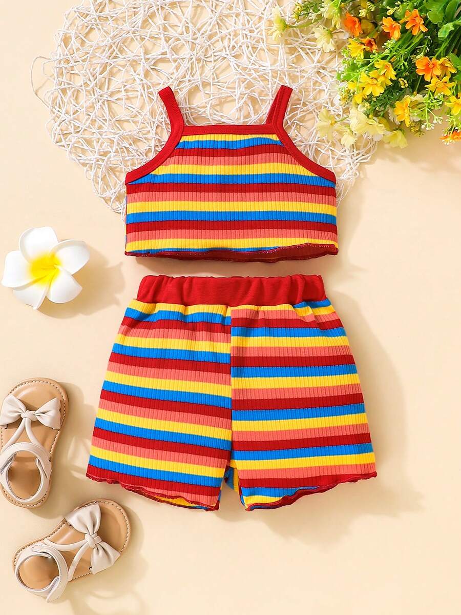 SHEIN 嬰兒彩虹條紋吊帶上衣和短褲套裝 - 彩色 - 查看 1