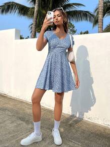 SHEIN EZwear Ditsy Floral Print V Neck Dress - Blue and White - View 5