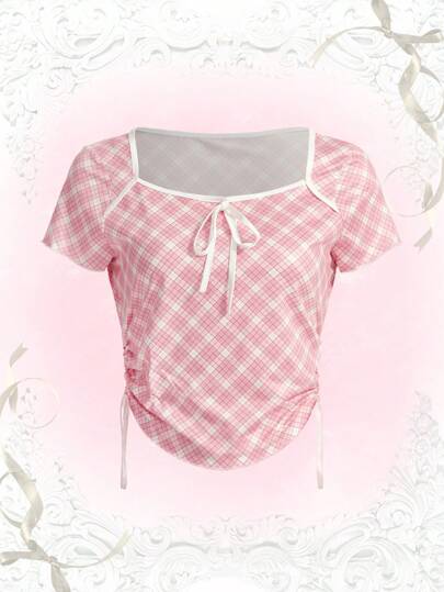 Camiseta con estampado de cuadros con cordón lateral