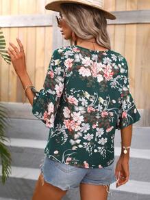 SHEIN LUNE Floral Print Flounce Sleeve Blouse