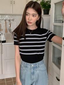 DAZY 條紋圖案針織上衣 - 黑與白 - 查看 8