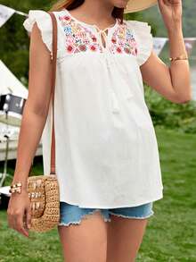 SHEIN 孕婦幾何刺繡流蘇繫帶領荷葉邊襯衫 - 白色 - 查看 3