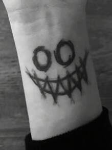 件黑色可愛清新臨時紋身貼紙 - 小丑設計（深色風格） - 黑色 - 查看 1