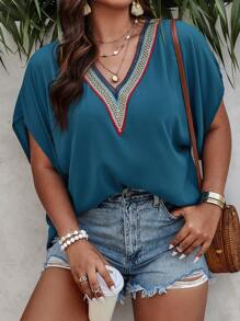 SHEIN LUNE Plus Contrast Lace Batwing Sleeve Blouse - Blue - View 1
