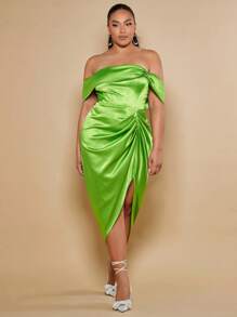 SHEIN BAE Plus Off Shoulder Ruched Split Thigh Satin Dress - Lime Green - View 5