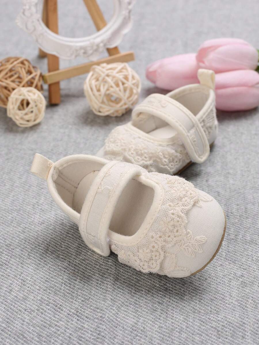 Baby Girls Floral Embroidered Mary Jane Flats For Outdoor - Beige - View 1
