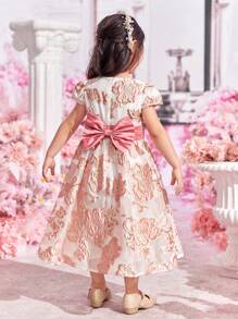 SHEIN 小女童1入組花卉圖案提花後綁帶蝴蝶結泡泡袖連衣裙 - 彩色 - 查看 2