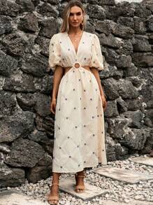 SHEIN VCAY Đầm Cắt ra Thêu Nhẫn Buộc lại Hoa Boho - Màu be - Xem 4