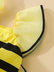 SHEIN Neonato Body righe tulle a contrasto con bordo a volant