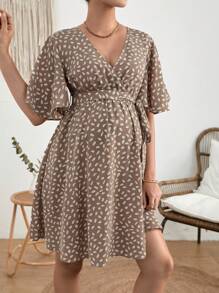 SHEIN 孕婦滿版印花蝴蝶袖繫腰帶連衣裙 - 彩色 - 查看 5