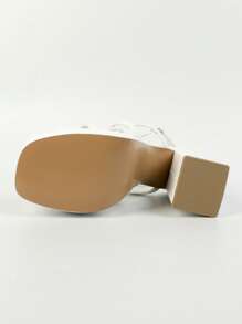 Xăng đan trắng thanh lịch cho nữ, Xăng đan quai hậu đế xuồng có chi tiết đường khâu - trắng - Xem 6