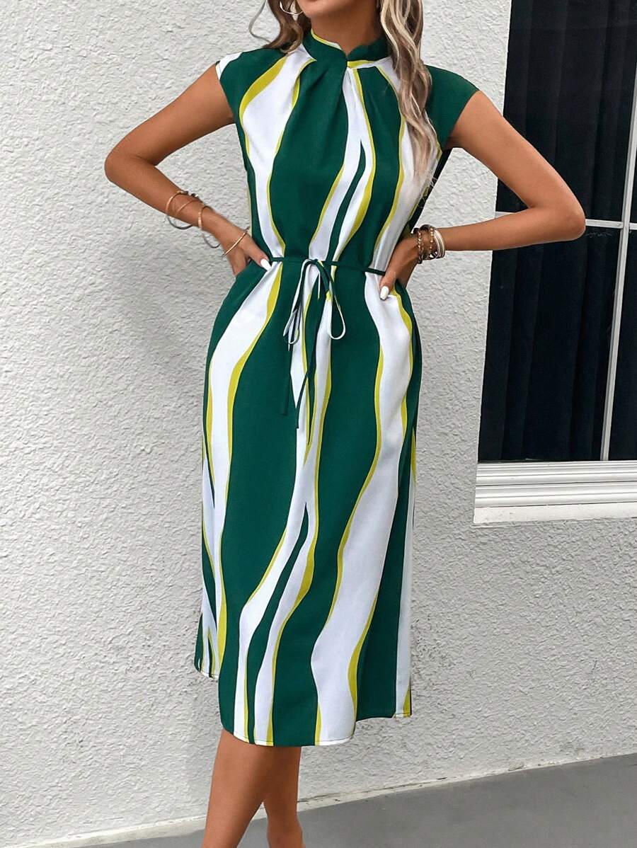 SHEIN Clasi 撞色小高領繫腰帶連衣裙 - 綠色 - 查看 1