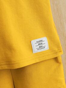 Baby Boy Letter Patched Detail Hooded Tee & Shorts - Mustard Yellow - View 3