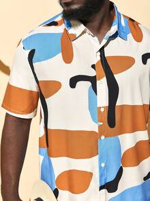 GENTILAND Men Plus Graphic Print Shirt & Shorts - Multicolor - View 3