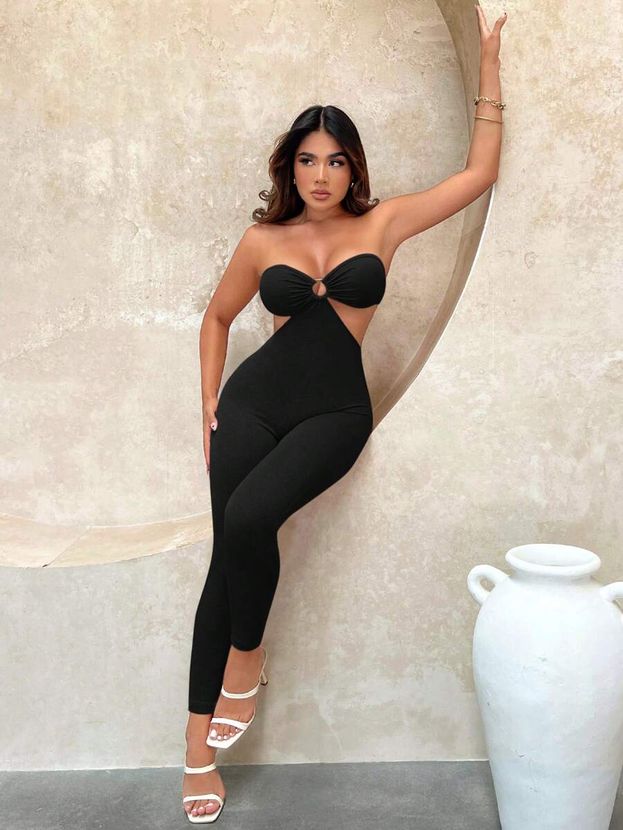 SHEIN SXY Đơn vị Nữ Lộ Lưng Cắt ra Nhẫn Xù màu trơn - màu đen - Xem 1