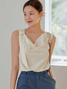 DAZY 纯色垂坠前无袖衬衫外出上衣 - 米色 - 查看 7