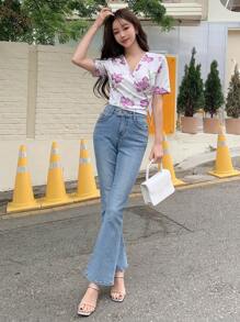 DAZY In hoa Surplice cổ Áo thun - trắng - Xem 7