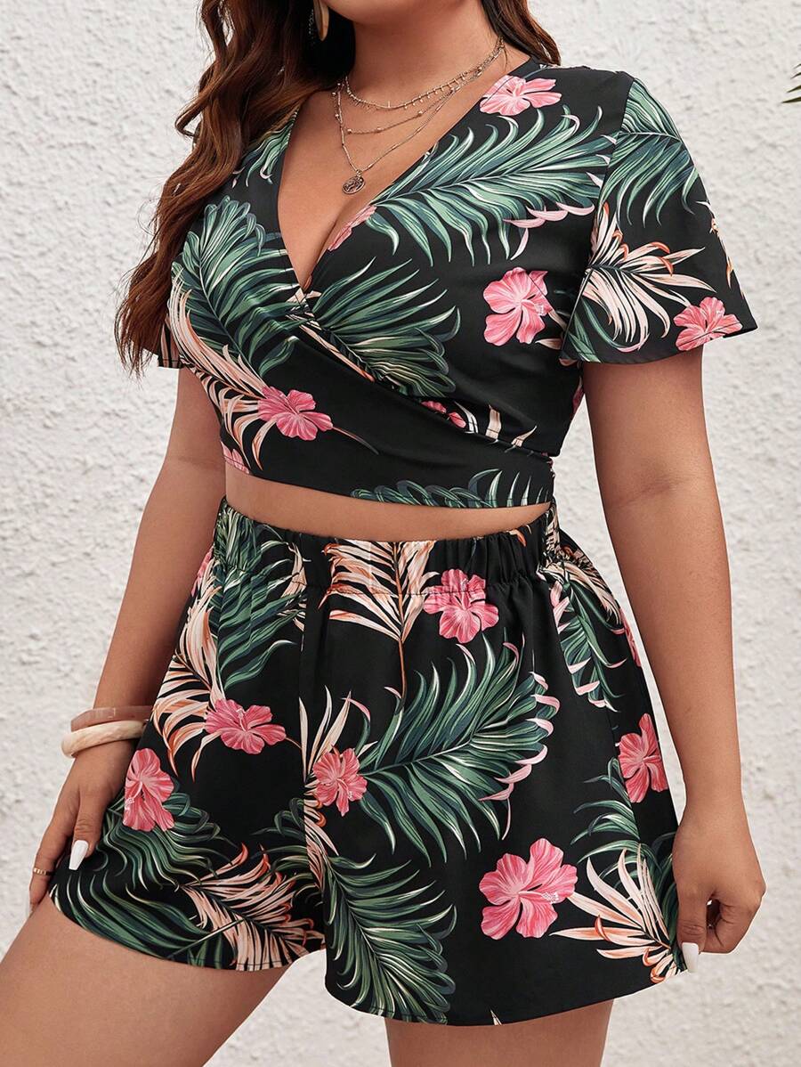 SHEIN VCAY Plus Tropical Print Crop Top & Shorts - Multicolor - View 1
