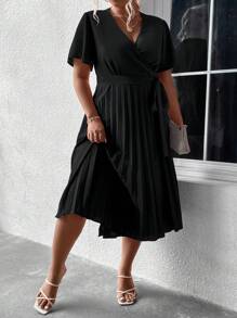 SHEIN Clasi 大碼交疊領百褶下擺繫腰帶連衣裙 - 黑色 - 查看 3