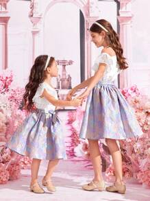 SHEIN 女孩1入組不對稱領荷葉邊上衣和1入組提花腰帶半身裙 - 彩色 - 查看 8