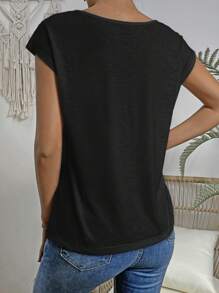 SHEIN LUNE 素色V領蝙蝠袖T恤 - 黑色 - 查看 2