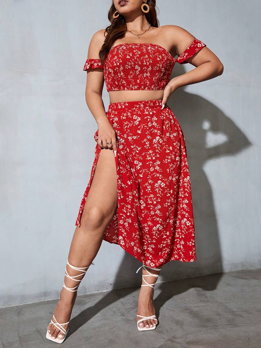 SHEIN Privé 大碼碎花一字肩短款上衣和半身裙 - 紅色 - 查看 1