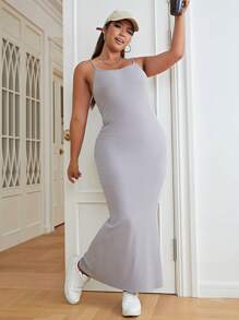 SHEIN EZwear 大碼素色吊帶洋裝