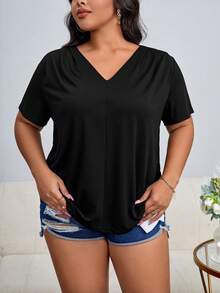 SHEIN Essnce Plus Solid V Neck Tee - Black - View 6