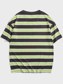 Manfinity RebelGame Hombres Camiseta de hombros caídos con estampado de rayas - Verde Lima - Ver 2