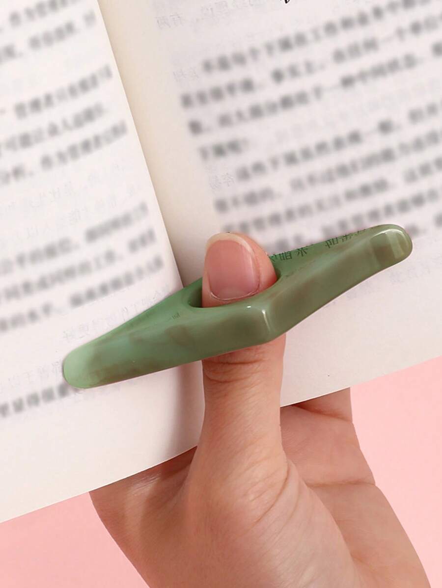 1 Pc Green Thumb Shaped Polyresin Book Holder, Creative Reading Tree Resin Bookmark Book Expander - Green - View 1