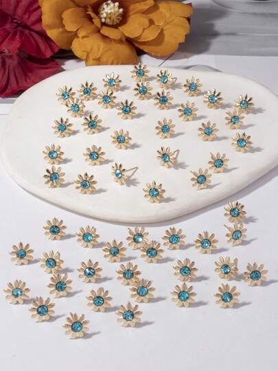 60pcs/set Fashion Rhinestone Decor Flower Stud Earrings For Women For Daily Decoration