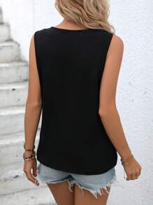 SHEIN LUNE 美式印花交叉背心上衣 - 黑色 - 查看 2