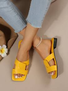 女士扭結裝飾前衛涼鞋 - 黃色 - 查看 2