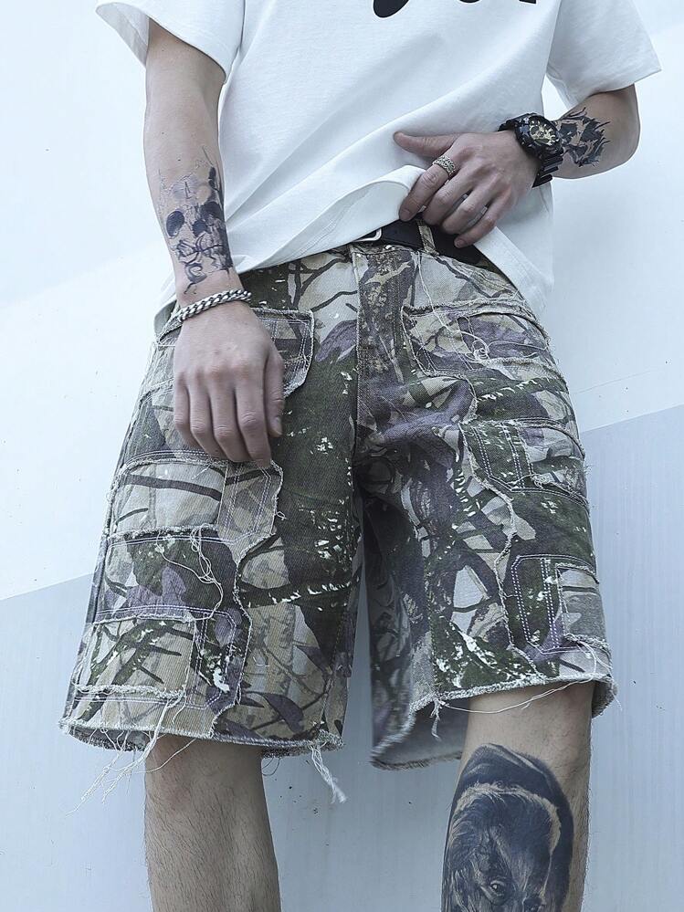 Manfinity Roghcode Shorts de mezclilla estampados holgados para hombre de diseño de diseñador con camuflaje colorido en tono verde bosque para salir - Multicolor - Añade 6