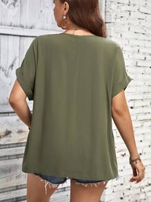 SHEIN LUNE Plus Solid Batwing Sleeve V Neck Blouse - Army Green - View 2