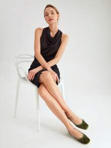 MOTF PREMIUM 方頭絲絨芭蕾舞鞋 - 墨綠色 - 查看 3