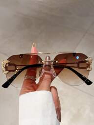 1pc Women's New Oval Lens Fashion Glasses, Metal Leopard Decor Temple Vintage Minimalist Design, For Summer Beach Vacation, Outdoor, Travel Shades Leopard Head Vintage Style Oversized Aviator Frame For Going Out Outfit,Back To School
