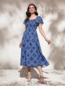 Mulvari 圍巾圖案方領蝴蝶袖洋裝 - 藍白色 - 查看 3