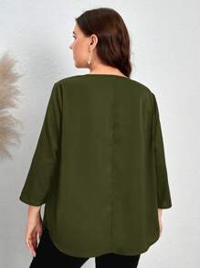 EMERY ROSE Plus Roll Tab Sleeve Fold Pleated Detail Curved Hem Blouse - Army Green - View 2