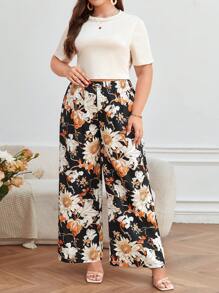 SHEIN Frenchy Plus Solid Tee & Floral Print Wide Leg Trousers - Multicolor - View 6