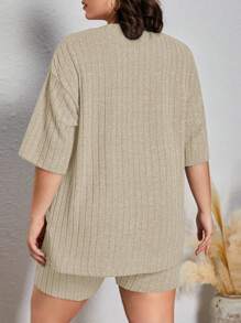 SHEIN EZwear 大碼落肩T恤和短褲 - 卡其色 - 查看 2