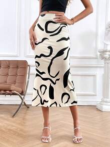SHEIN Privé Graphic Print Mermaid Hem Skirt - Black and White - View 2
